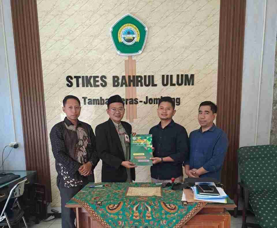 Langkah Baru Digitalisasi Kampus, STIKES Bahrul Ulum Resmi Teken MoU Bersama PT. Nusatama dalam pengembangan Website kampus dan CBT (Computer Based Test)